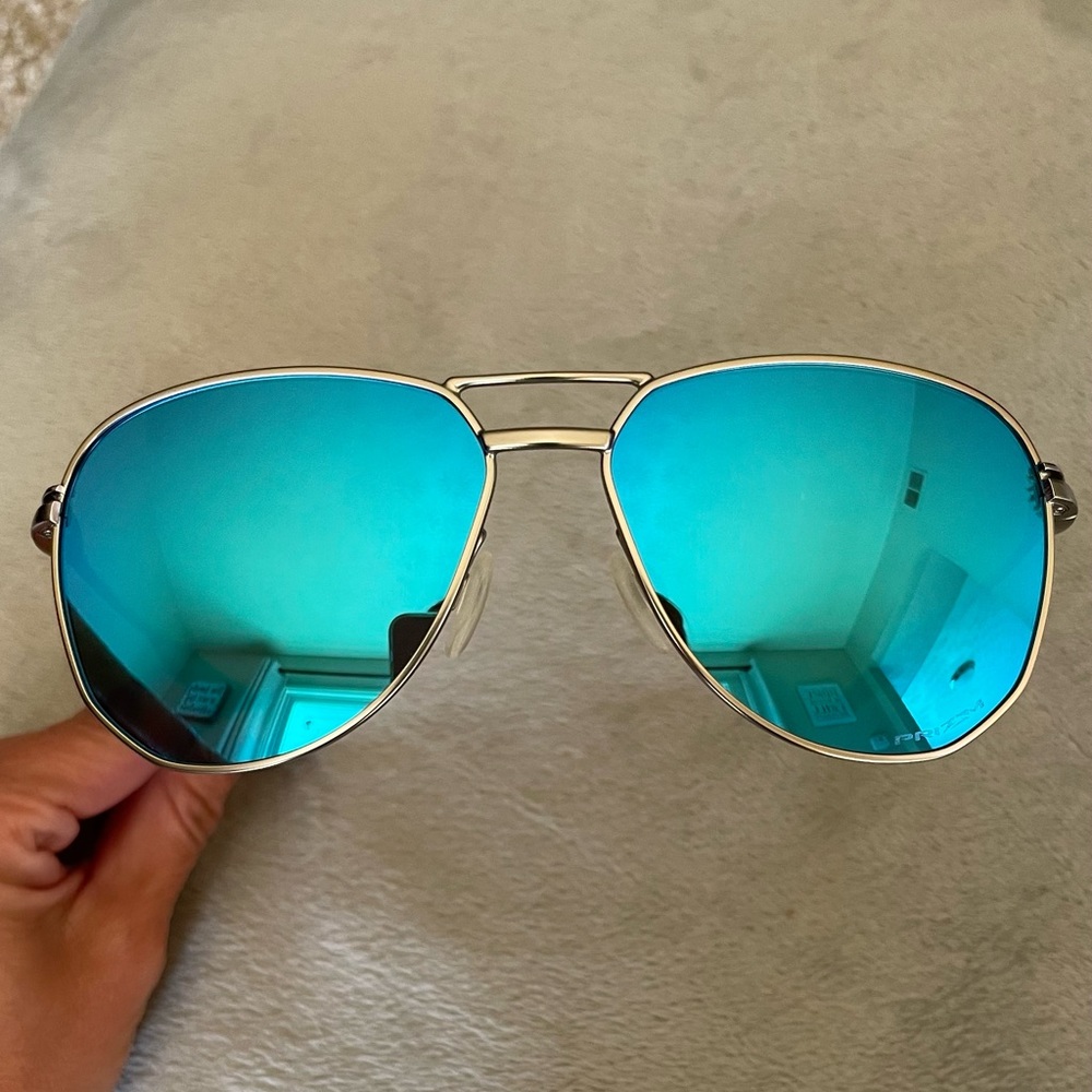 NWOT Oakley Contrail Prizm Sapphire Satin Chrome sunglasses OO4147